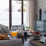 Laguna Met Prive Zwembad & Jacuzzi