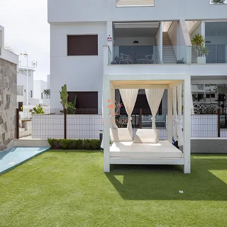 וילה Laguna Met Prive Zwembad & Jacuzzi *