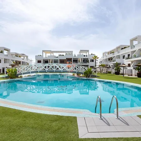 וילה Laguna Met Prive Zwembad & Jacuzzi