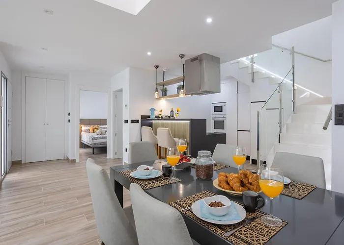 Laguna Met Prive Zwembad & Jacuzzi Torrevieja