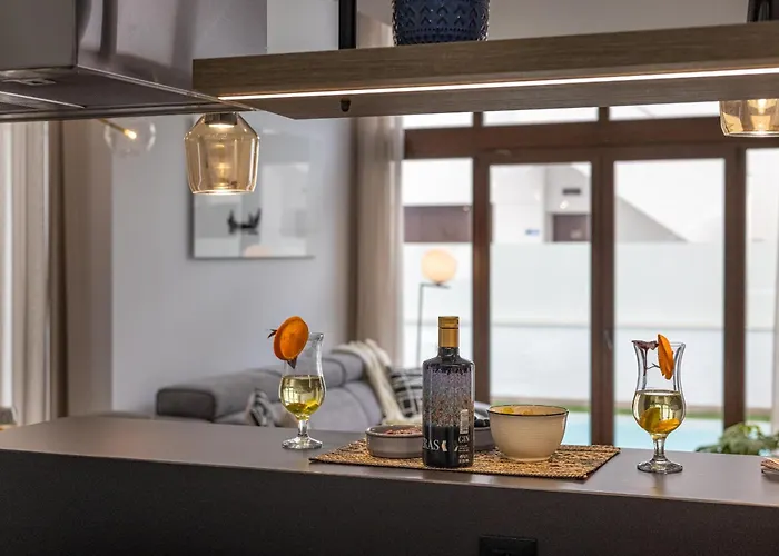 Laguna Met Prive Zwembad & Jacuzzi Villa