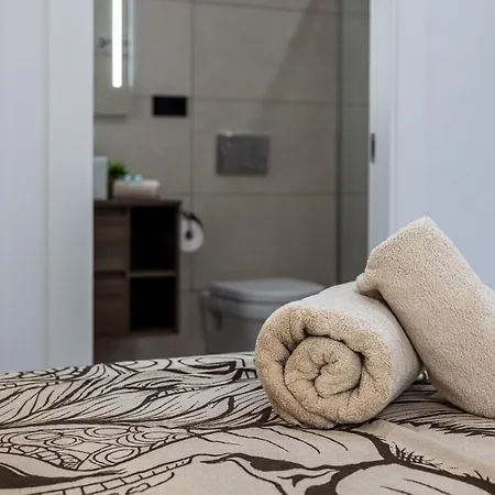 וילה Laguna Met Prive Zwembad & Jacuzzi טורבייחה