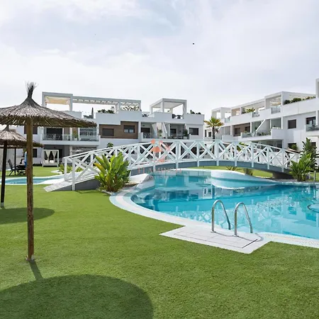 Laguna Met Prive Zwembad & Jacuzzi
